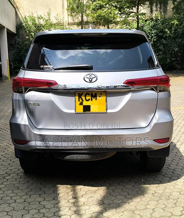 Toyota Fortuner 3.0 D Turbo AWD 2017 Silver