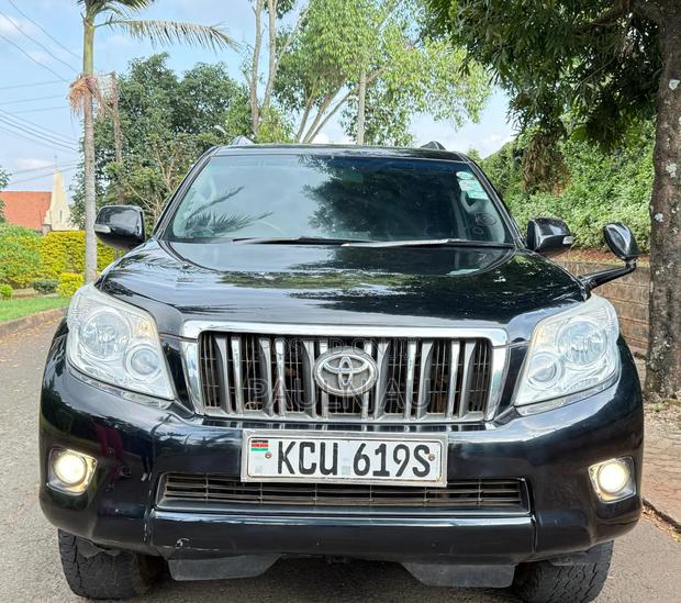 Toyota Land Cruiser Prado 2012 Black