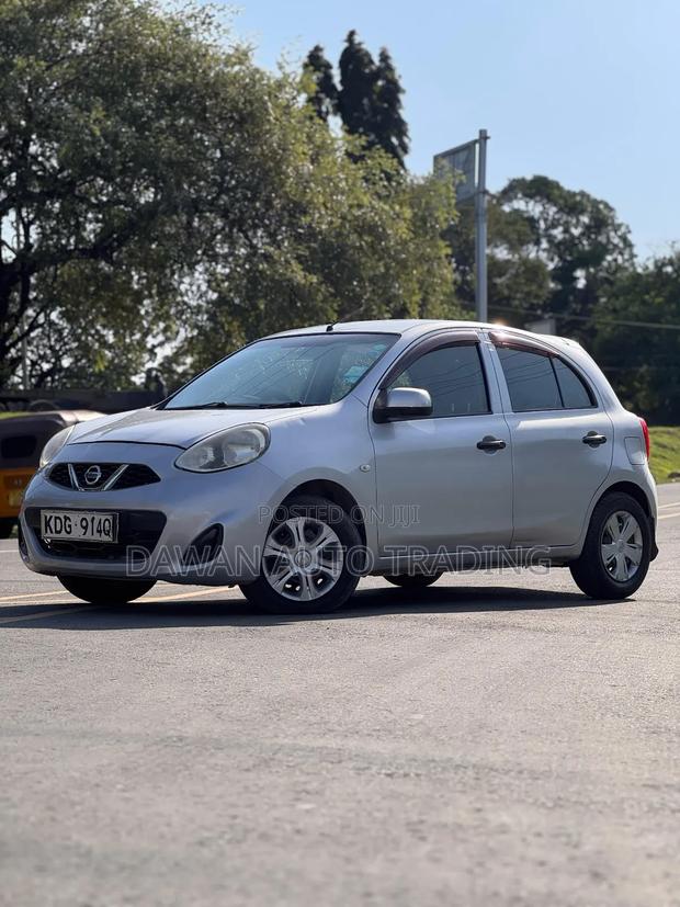 Nissan March 2016 Silver