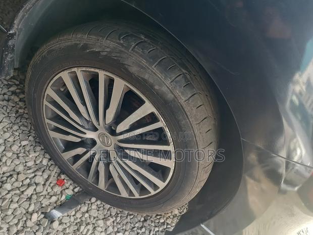 Nissan Elgrand 2018 Black