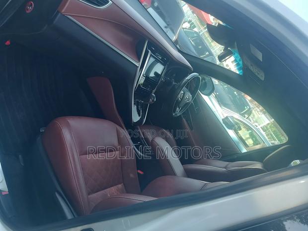 Toyota Harrier 2018 White