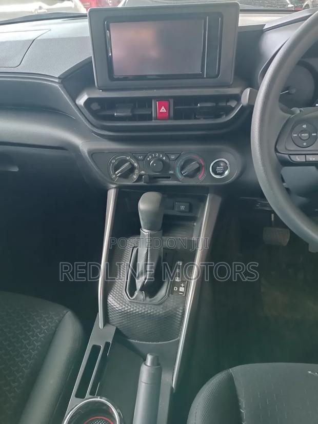 Toyota Raize 2019 White