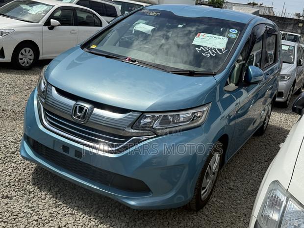 Honda Freed 2018 Blue