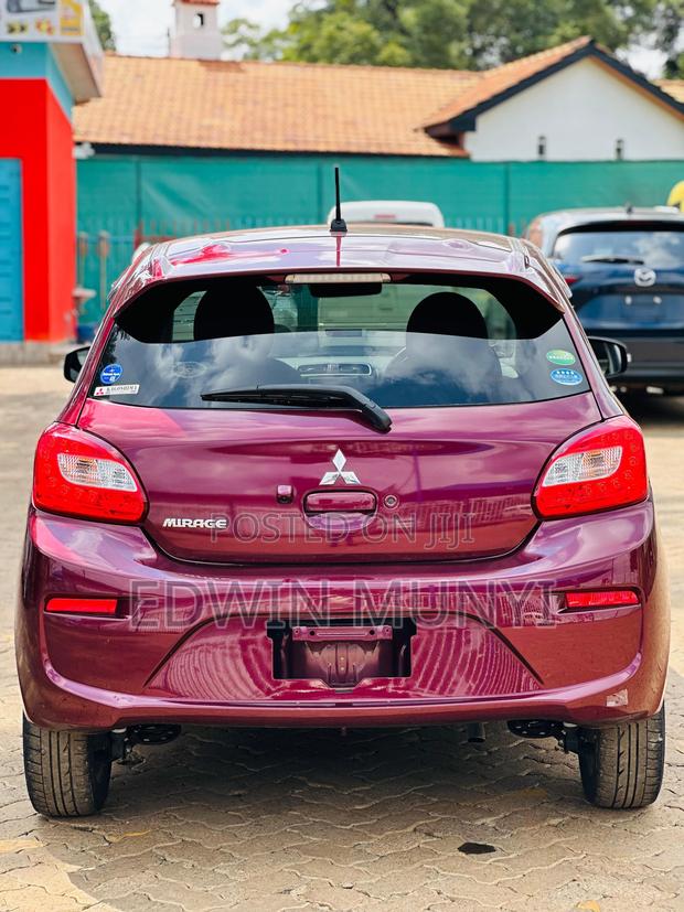 Mitsubishi Mirage ES 2018 Red