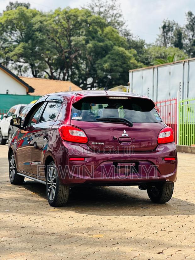 Mitsubishi Mirage ES 2018 Red
