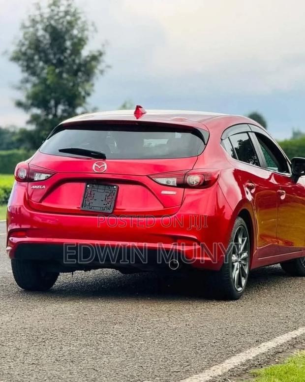 Mazda Axela 2018 Red