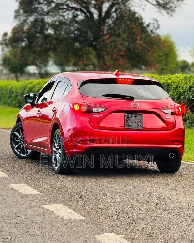 Mazda Axela 2018 Red