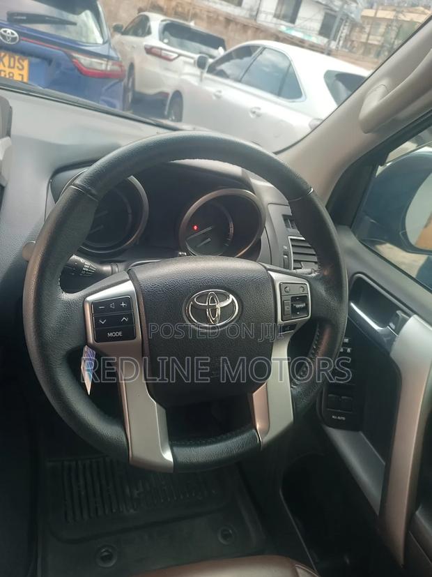 Toyota Land Cruiser Prado 2018 Brown