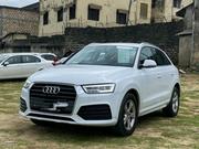 Audi Q3 2018 White for sale