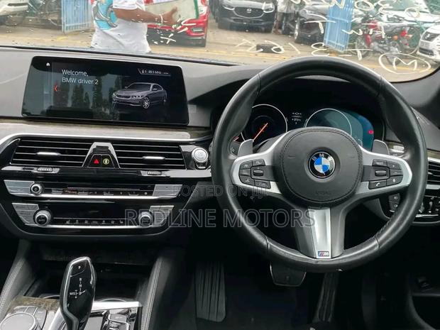 BMW 523i 2018 Gray