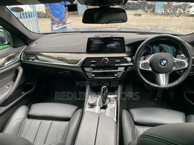 BMW 523i 2018 Gray