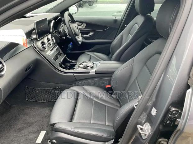 Mercedes-Benz C200 2018 Gray