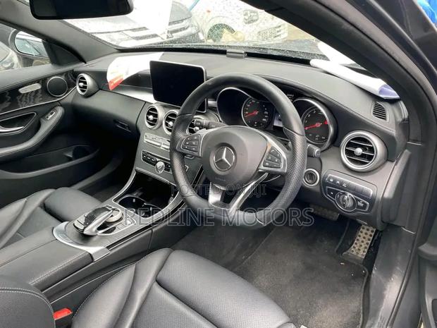 Mercedes-Benz C200 2018 Gray