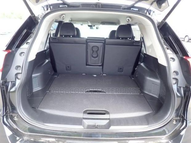 Nissan X-Trail 2.0 Hybrid AWD 2017 Black