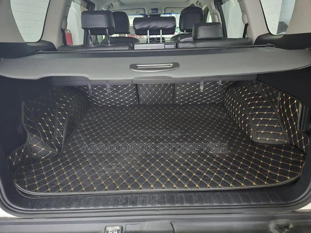 Toyota Land Cruiser Prado 2.7 2019 White