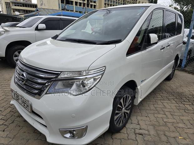 Nissan Serena 2016 White