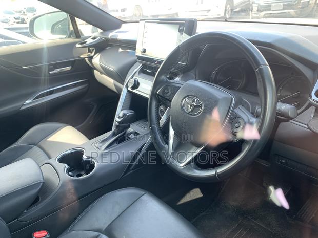 Toyota Harrier 2.0 4WD 2020 Off white