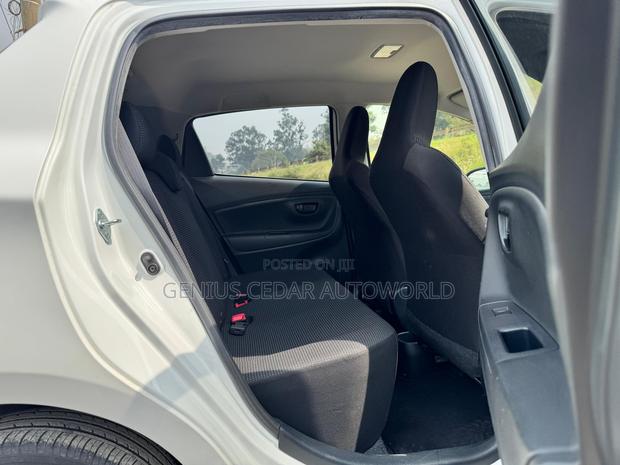 Toyota Vitz 2018 White
