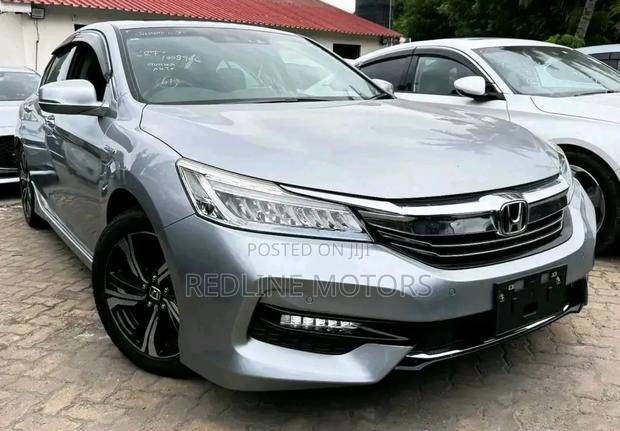 Honda Accord 2018 Silver