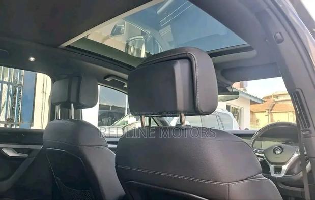 Volkswagen Touareg 2018 Black