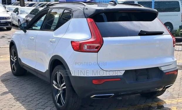 Volvo XC60 2018 Pearl