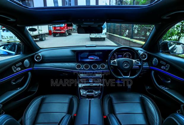 Mercedes-Benz E250 2018 Blue