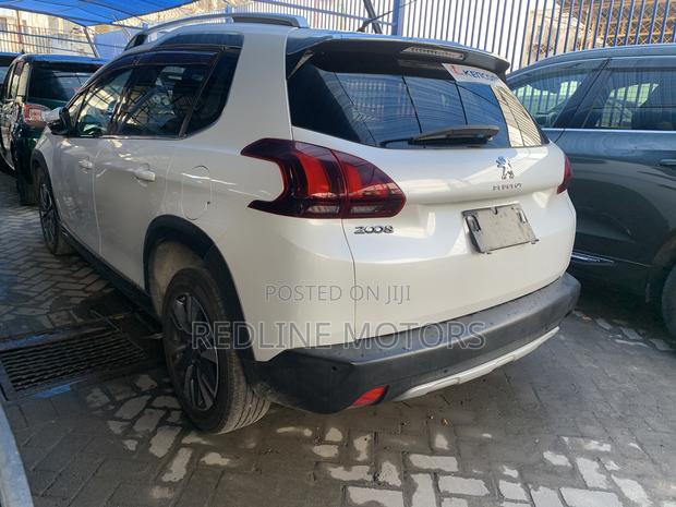 Peugeot 2008 1.2 PureTech (130 Hp) 2018 White