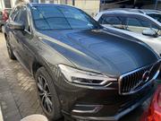 Volvo XC60 T5 Momentum AWD 2018 Ivory for sale