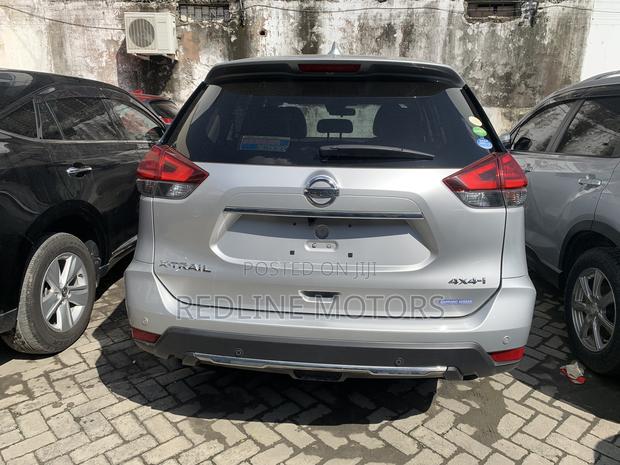 Nissan X-Trail 2.0 Petrol FWD 2018 Silver