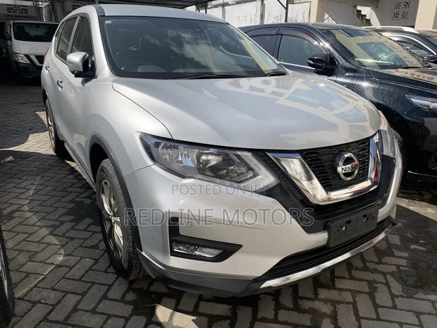 Nissan X-Trail 2.0 Petrol FWD 2018 Silver