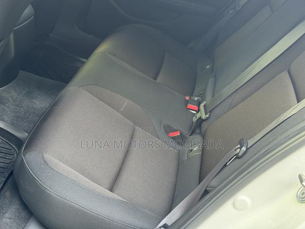 Mazda 3 2019 White