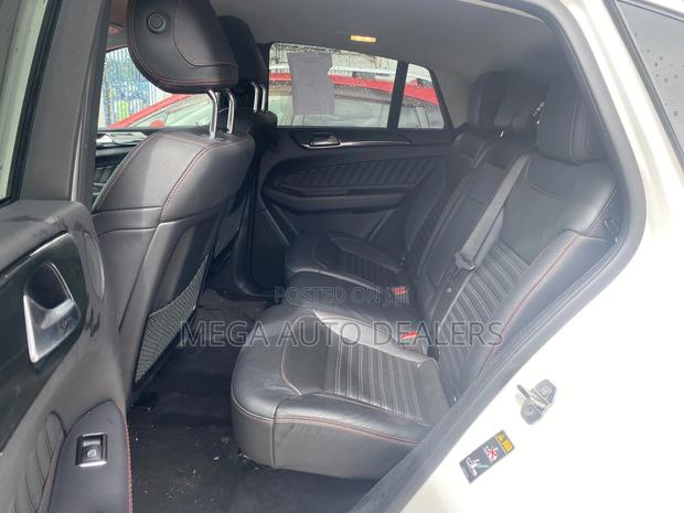 Mercedes-Benz GLE-Class 2018 White