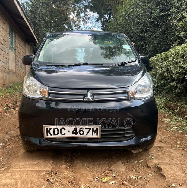 Mitsubishi EK Wagon 660 FWD 2014 Black