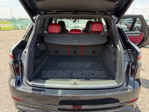 Porsche Cayenne Turbo AWD 2019 Black
