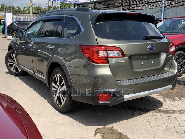 Subaru Outback 2.5i Premium AWD 2018 Green