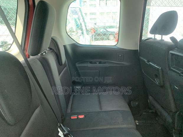 Nissan Serena 2018 Red