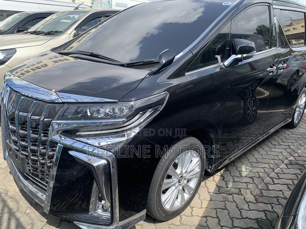 Toyota Alphard 2.5 Petrol AWD 2018 Black