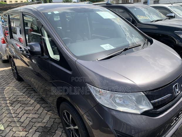 Honda Stepwgn 2018 Gray