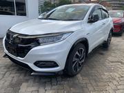 Honda Vezel 1.5 Hybrid 4WD 2018 Pearl for sale