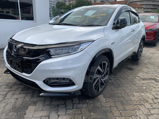 Honda Vezel 1.5 Hybrid 4WD 2018 Pearl