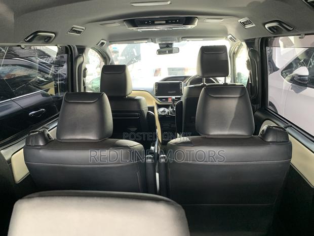 Toyota Voxy 2018 Black