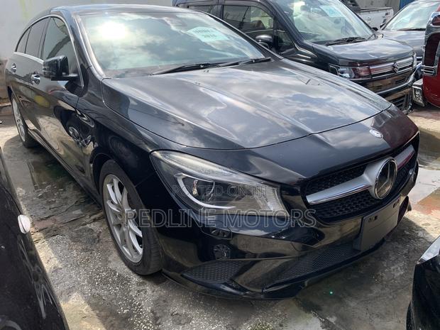 Mercedes-Benz CLA-Class CLA 180 Wagon 2017 Black
