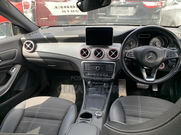 Mercedes-Benz CLA-Class CLA 180 Wagon 2017 Black