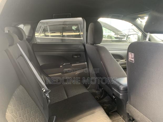 Mitsubishi RVR 2019 Silver
