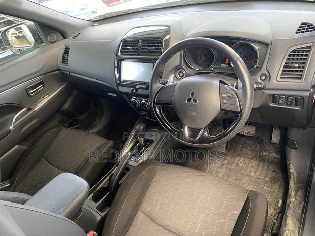 Mitsubishi RVR 2019 Silver