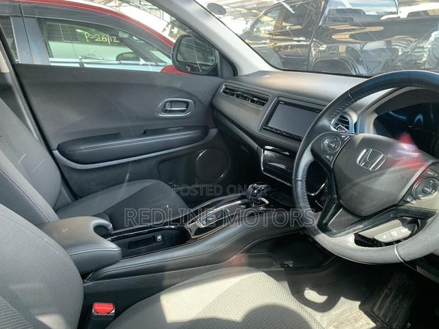 Honda Vezel 1.5 4WD 2018 Gray