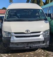 Toyota HiAce 2018 White for sale