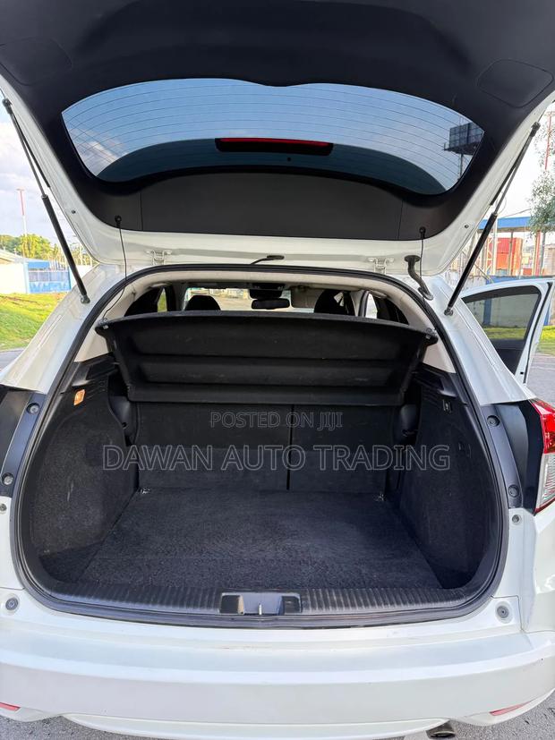 Honda Vezel 2017 White