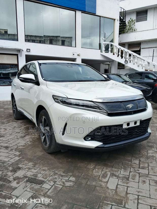 Toyota Harrier 2018 White