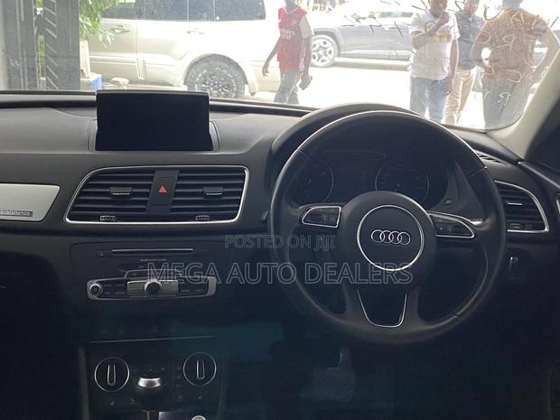 Audi Q3 2018 Pearl